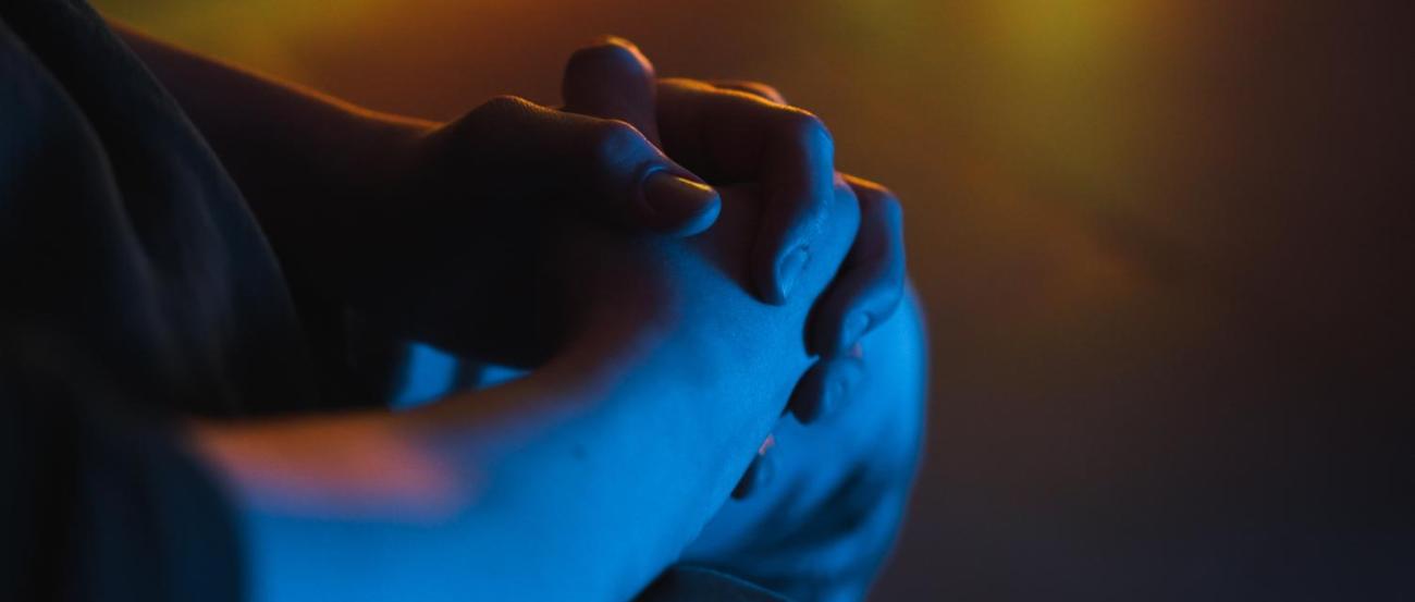 pray-7121573_by_Sebbi_pixabay_pbs