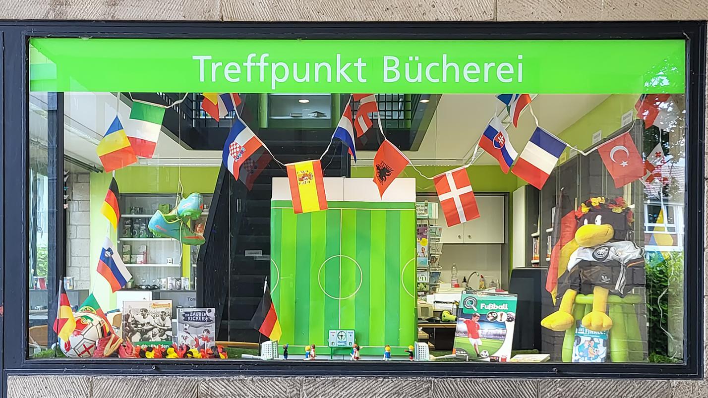Schaufenster Juni 2026 (c) Bücherei St. Joseph Schaufenster Juni 2026