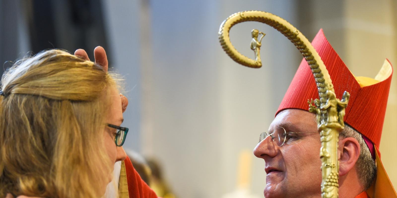 Weihbischof Dominikus Schwaderlapp - aufgenommen KNA / Oppitz - Bild wurde gekauft und kann mit Namen frei verwendet werden.